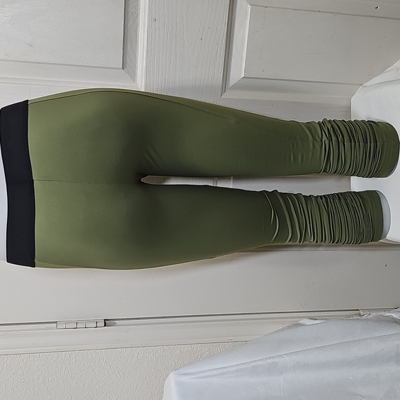 Lounge Olive Green Leggings - Picture 5 of 7